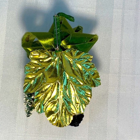 Vintage Christmas Corsage W/ A Gift Box Boy W/ Chenille Arms Bottle Brush Tree. - Picture 8 of 11